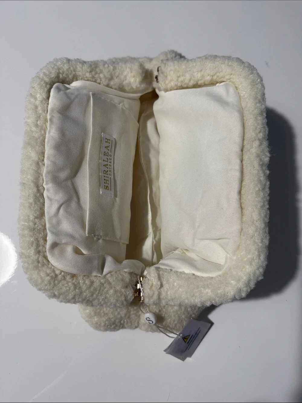 Shiraleah  Chicago Cream Sherpa Clutch